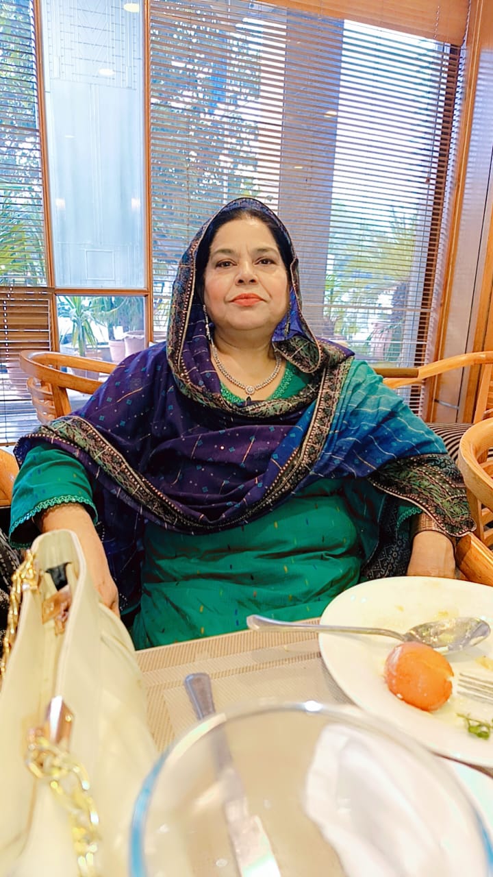 Mrs Zaheer